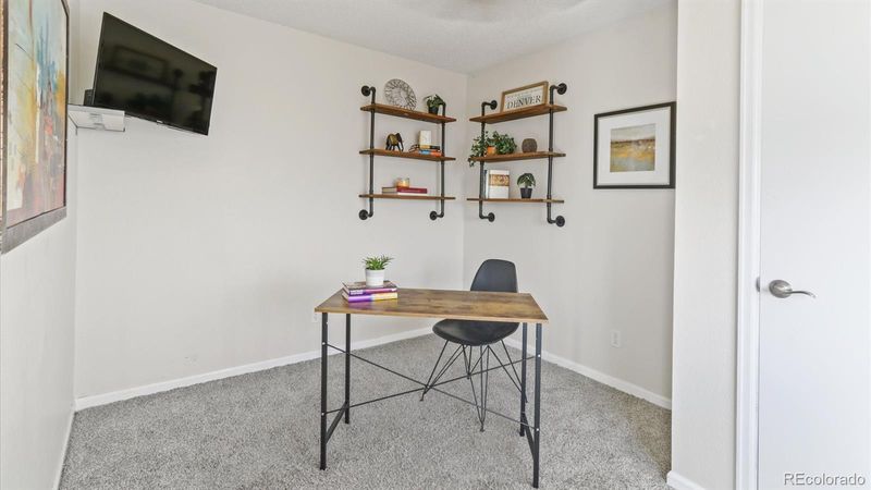 2520 Fairplay Way, Aurora, CO 80011