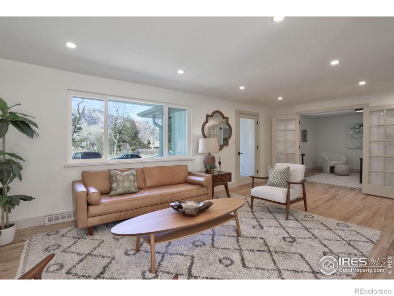 1350 Knox Dr, Boulder, CO 80305