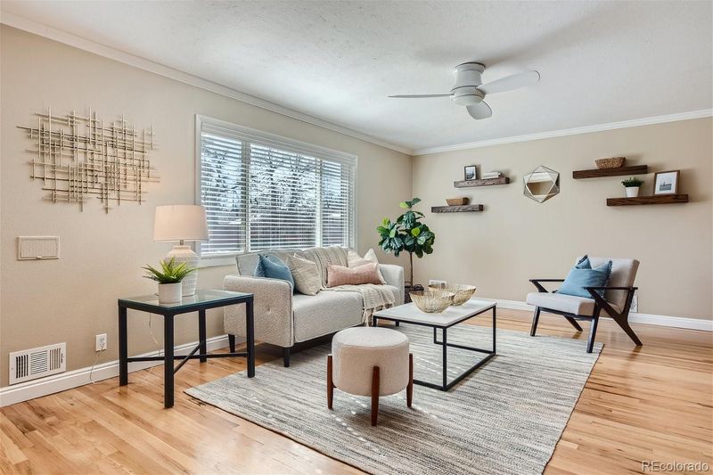 6581 S Williams Cir E, Centennial, CO 80121