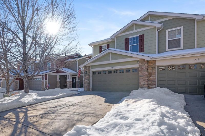 5725 Raleigh Cir, Castle Rock, CO 80104