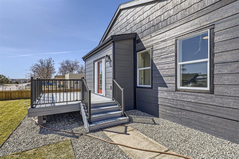 5491 Monaco St, Commerce City, CO 80022