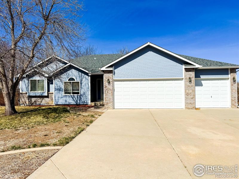 903 N 6th St, Johnstown, CO 80534