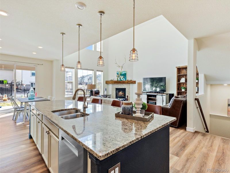 27956 E Nichols Pl, Aurora, CO 80016