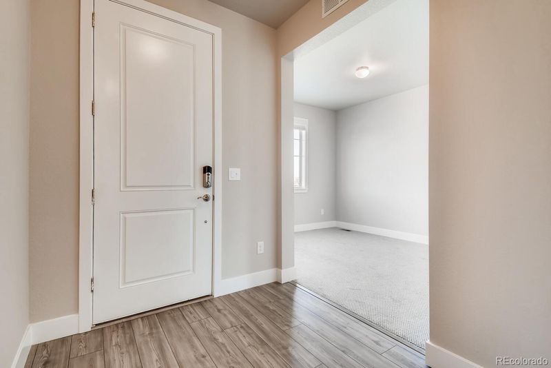 1712 Marlowe Cir E, Erie, CO 80516
