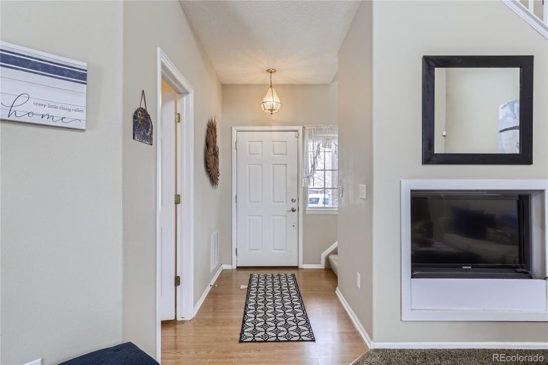 19765 E 58th Dr, Aurora, CO 80019