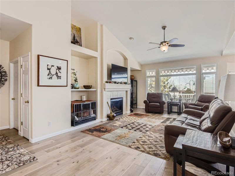 94 Canongate Ln, Highlands Ranch, CO 80130