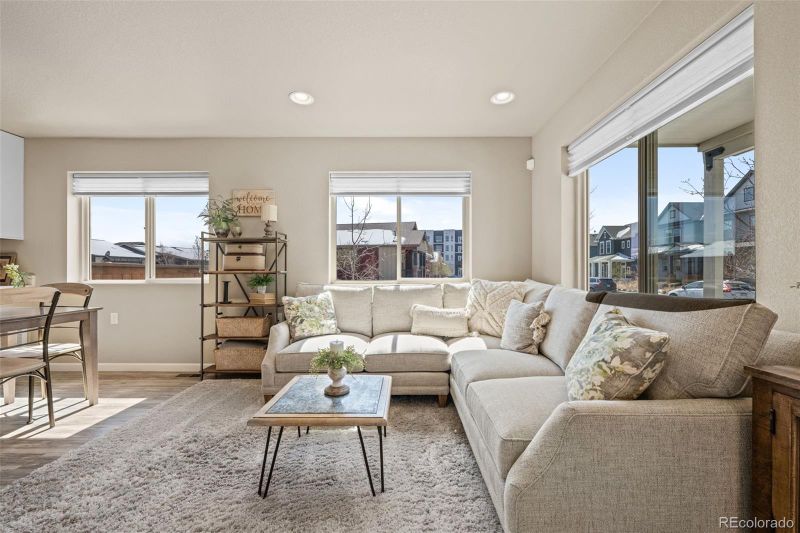 5750 Boston St, Denver, CO 80238