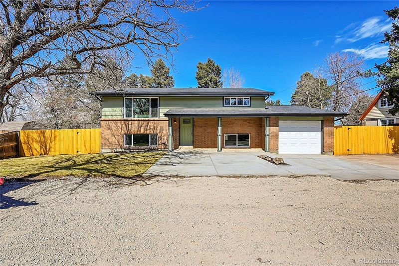 1863 S Chester Cir, Denver, CO 80247