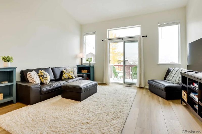 22 Spyglass Ln, Silverthorne, CO 80498