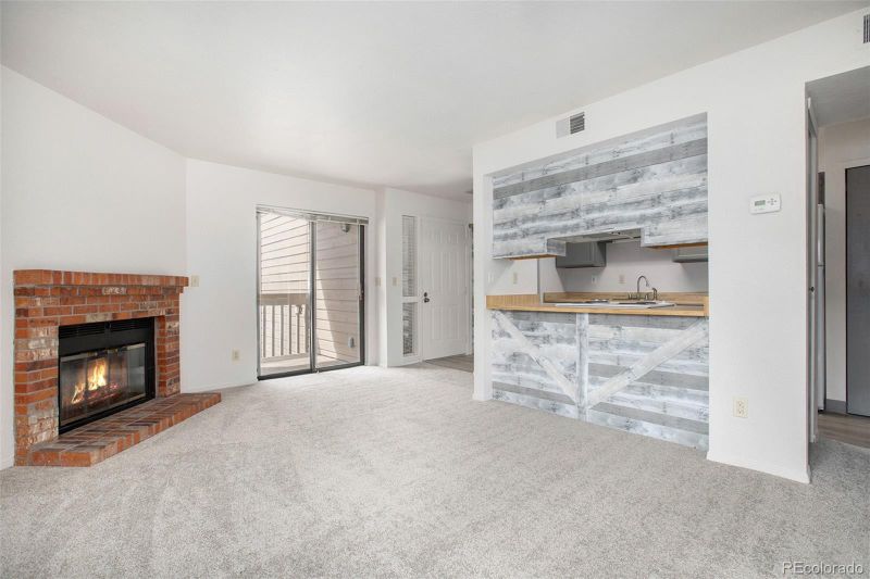 12354 W Nevada Pl #204, Lakewood, CO 80228