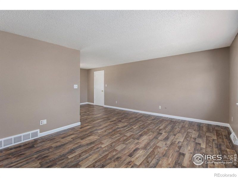 3019 Lakeside Dr, Evans, CO 80620