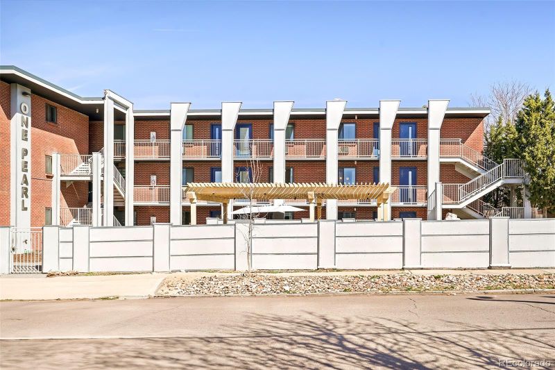 1 N Pearl St #202, Denver, CO 80203