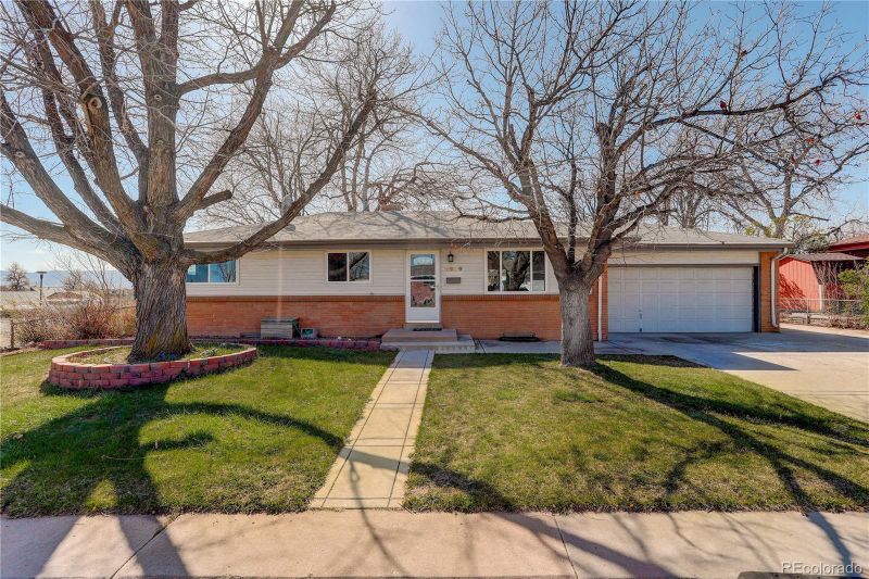 6699 S Lincoln St, Centennial, CO 80121
