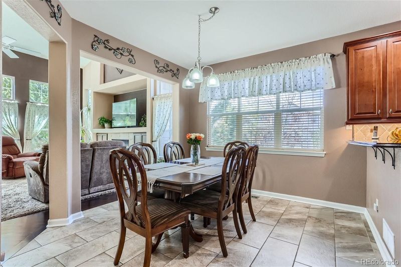 24026 E Kettle Pl, Aurora, CO 80016