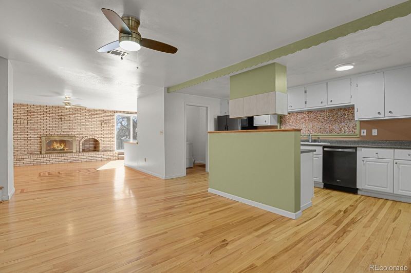 555 Holbrook St, Erie, CO 80516