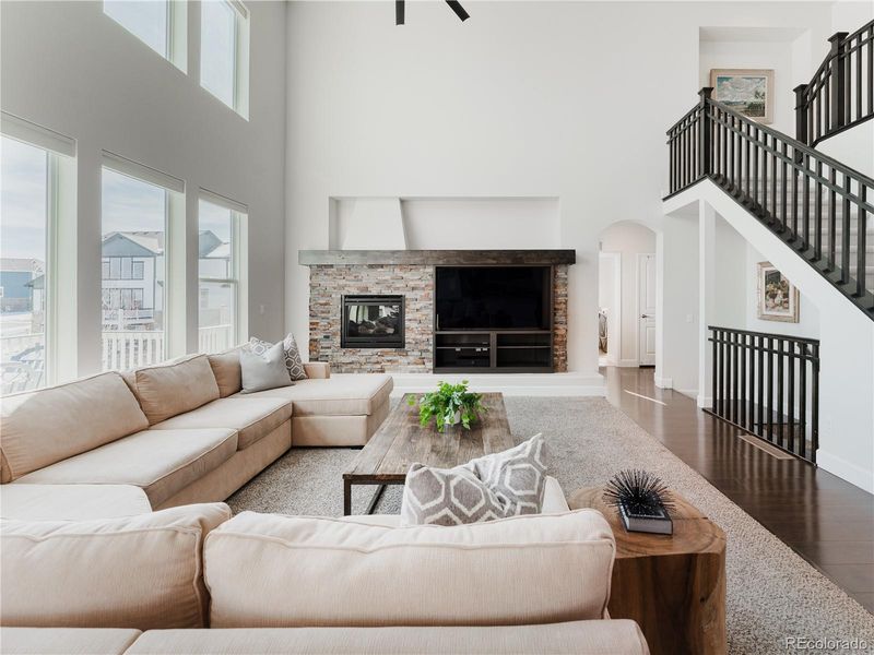 8756 Gardenia Cir, Arvada, CO 80005