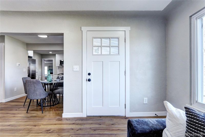 2960 Elm St, Denver, CO 80207