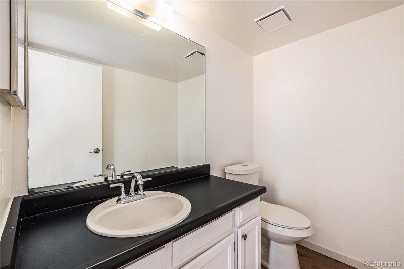 18912 E Loyola Cir, Aurora, CO 80013