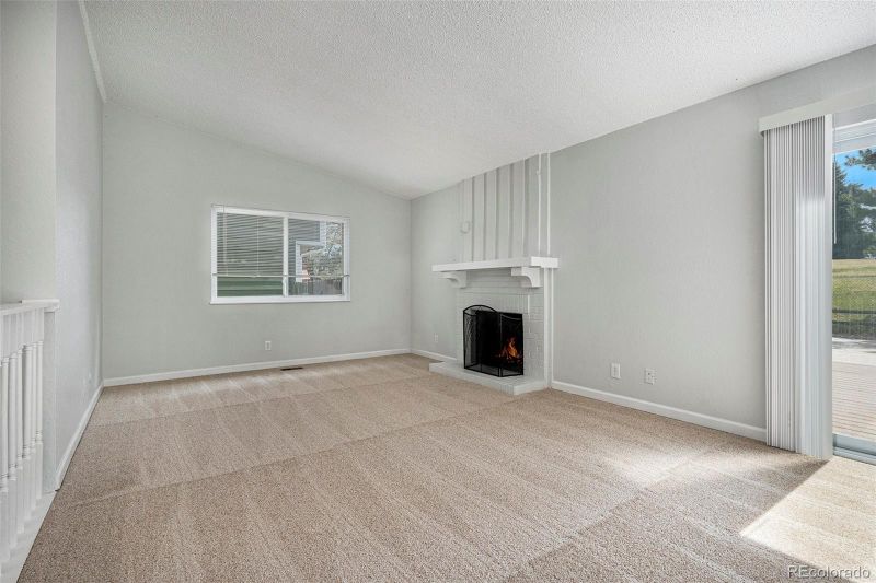 15866 E Oxford Ave, Aurora, CO 80013