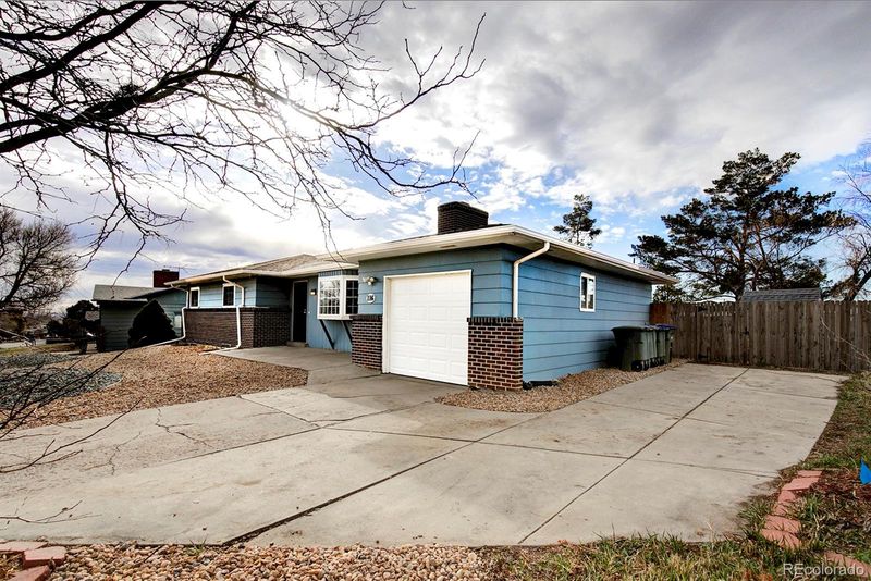 116 E 113th Pl, Northglenn, CO 80233