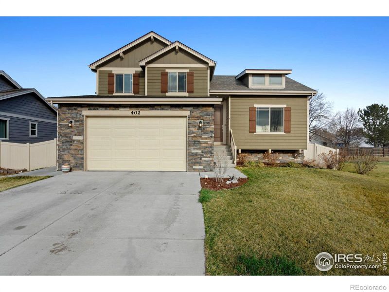 402 Alpine Ave, Ault, CO 80610