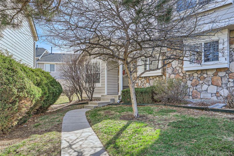 18296 E Alabama Pl #F, Aurora, CO 80017