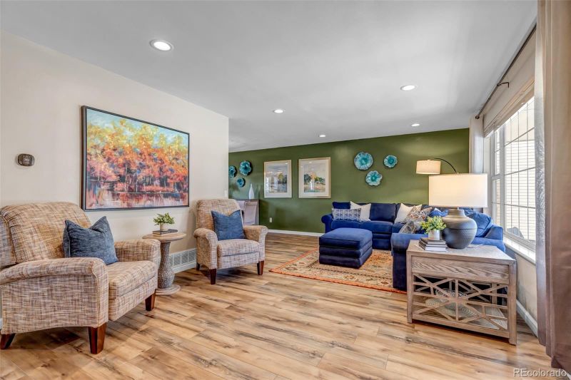 6345 S Jersey Ct, Centennial, CO 80111
