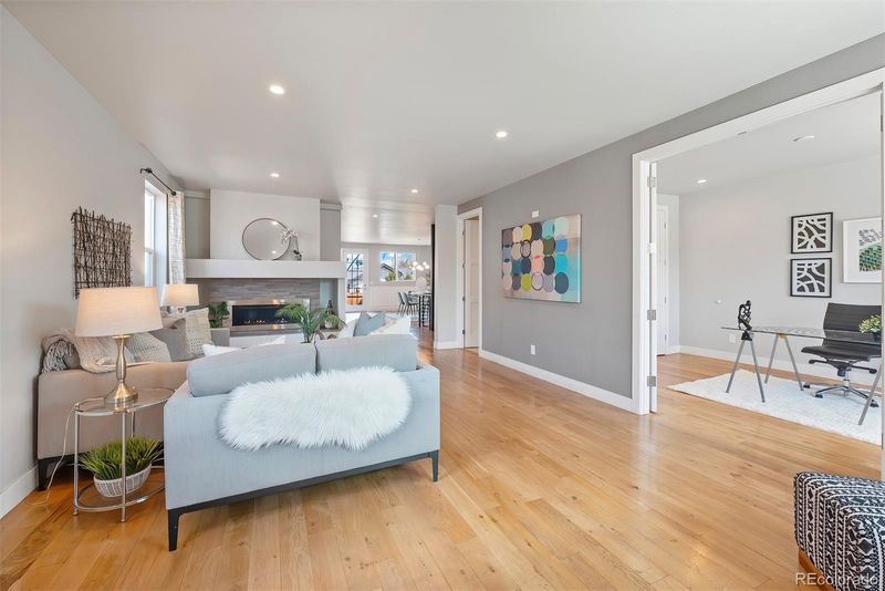 2642 Irving St, Denver, CO 80211
