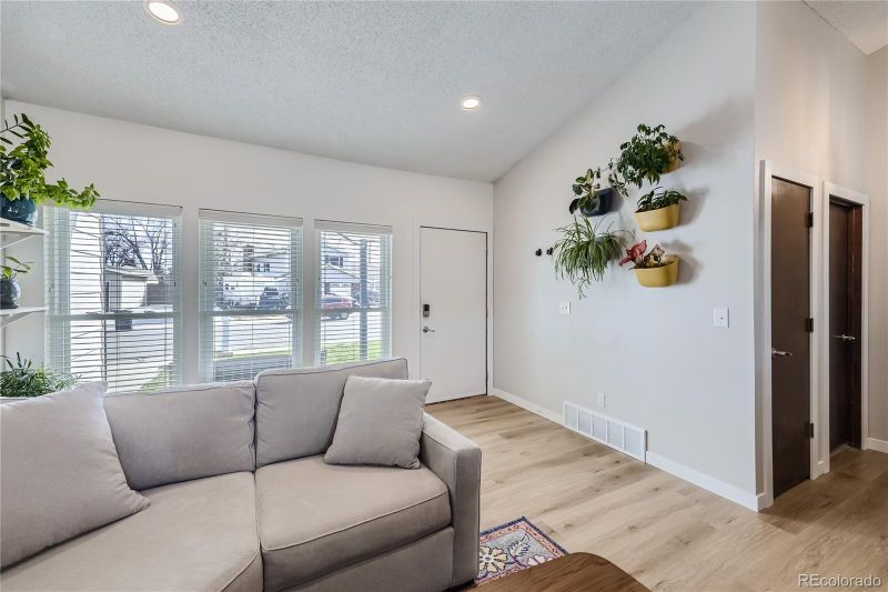 9673 W 74th Way, Arvada, CO 80005