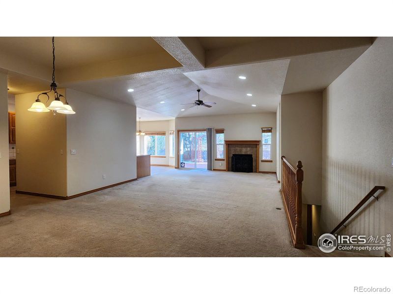 2623 Falcon Dr, Longmont, CO 80503