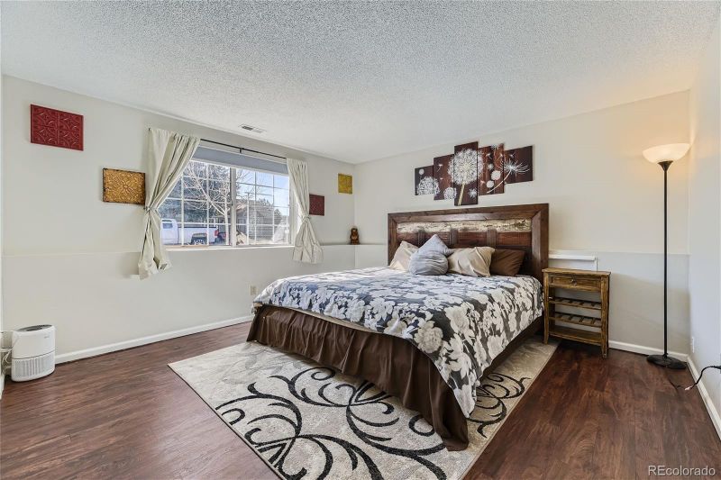 48 N Quicksilver Ave, Castle Rock, CO 80104