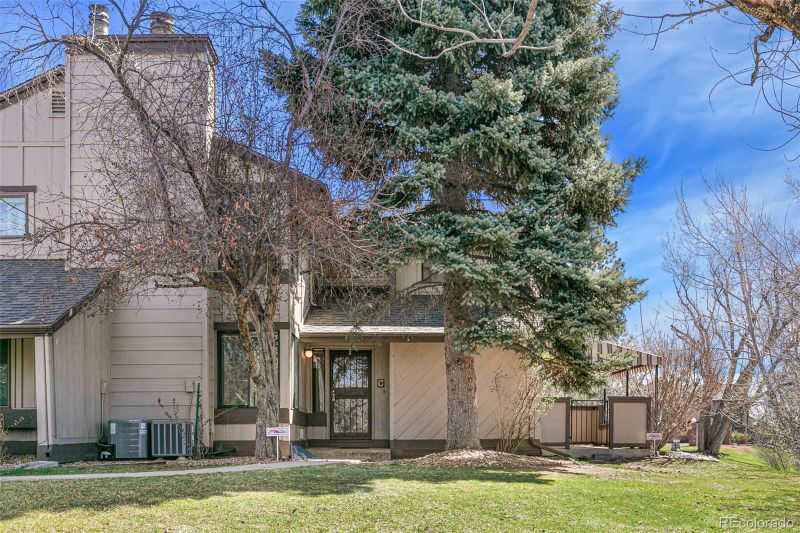 10672 W Florida Ave #C, Lakewood, CO 80232
