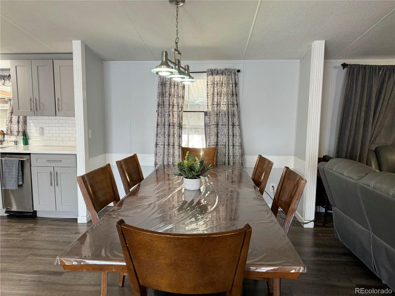 1921 Quintero St, Aurora, CO 80011
