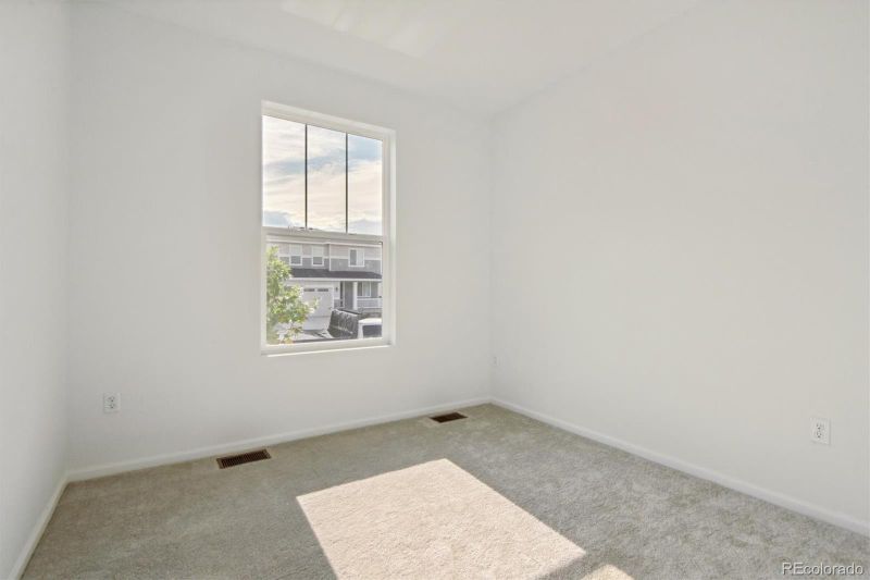 9824 Ceylon St, Commerce City, CO 80022