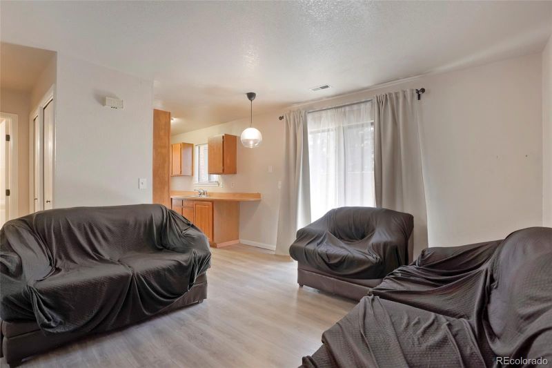 2221 S Buckley Rd #101, Aurora, CO 80013