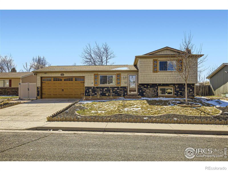 1542 2nd St SW, Loveland, CO 80537