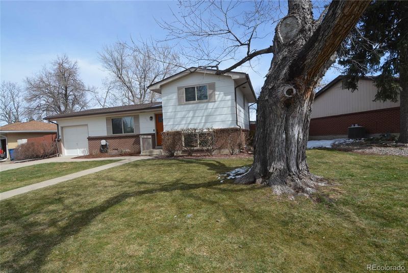 372 S Robb Way, Lakewood, CO 80226