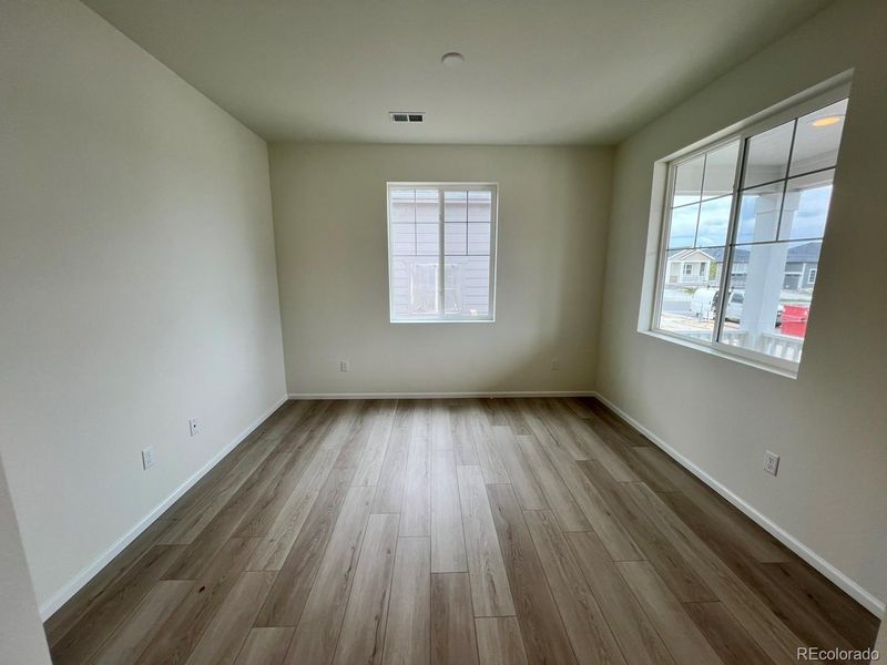 24661 E 37th Ave, Aurora, CO 80019