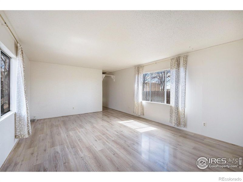 8512 Mummy Range Dr, Fort Collins, CO 80528