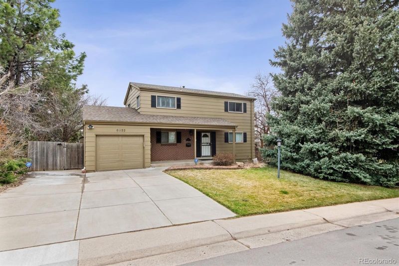 6952 S Ulster Cir, Centennial, CO 80112