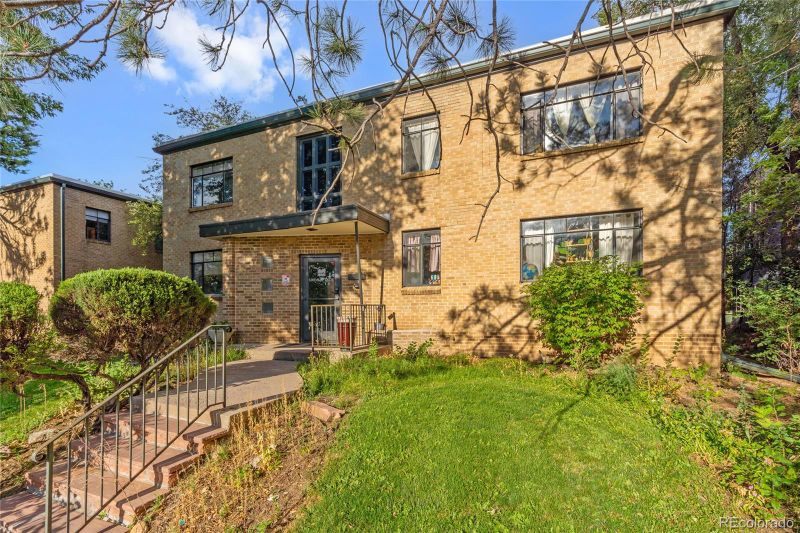 1182 Clermont St #A104, Denver, CO 80220