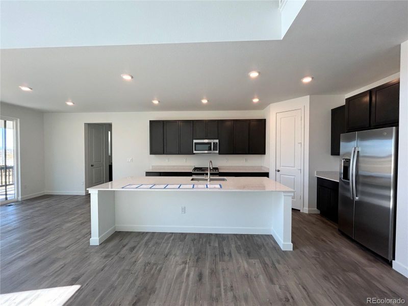 24404 E Pacific Pl, Aurora, CO 80018