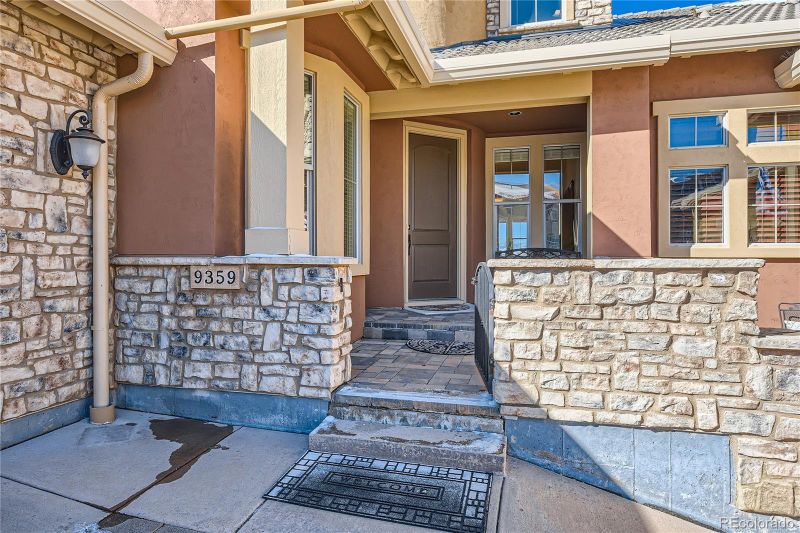 9359 Viaggio Way, Highlands Ranch, CO 80126
