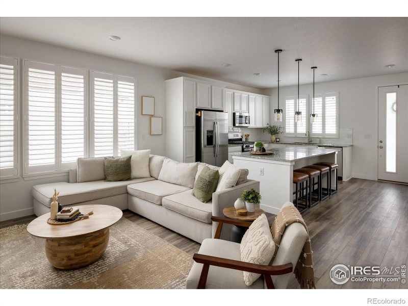 2067 S Vance Way, Lakewood, CO 80227