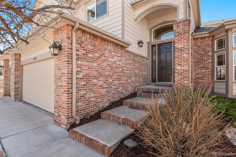 9326 Desert Willow Trl, Highlands Ranch, CO 80129