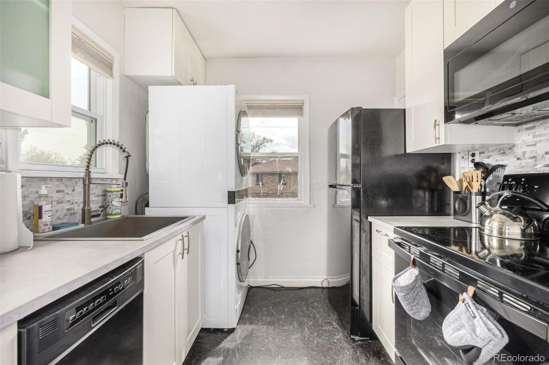2395 S Corona St, Denver, CO 80210
