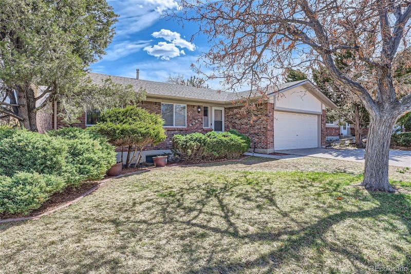 2546 S Quintero Way, Aurora, CO 80013