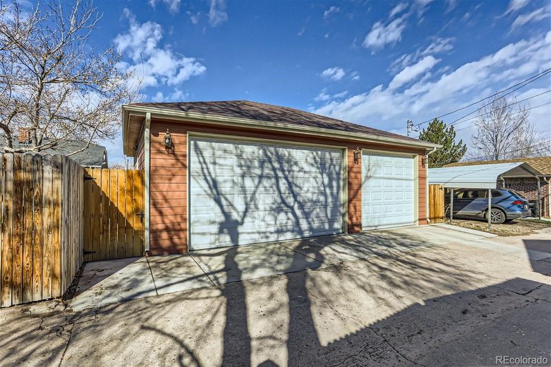 2052 S Logan St, Denver, CO 80210