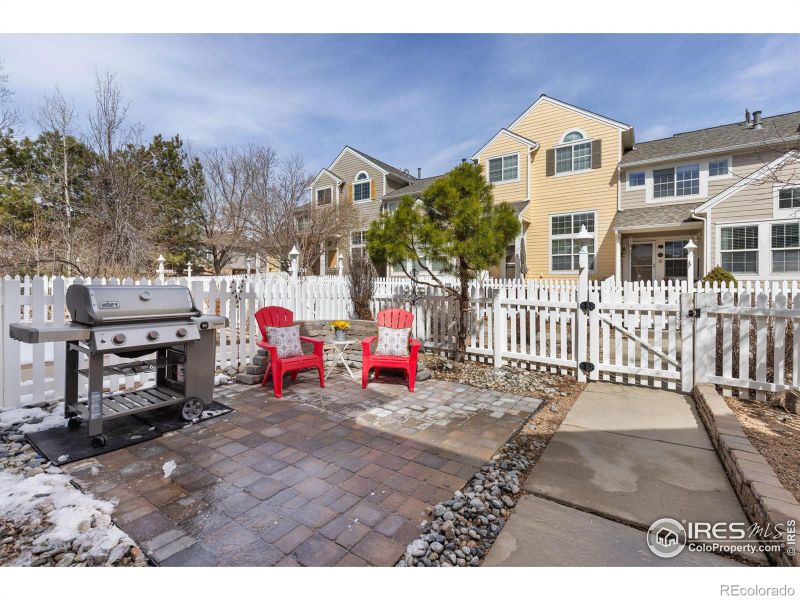 841 Snowberry St, Longmont, CO 80503