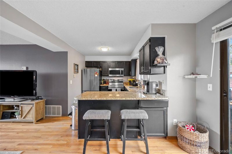 422 Wright St #102, Lakewood, CO 80228